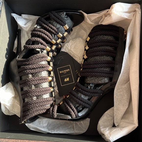 Balmain H&M Limited Edition Gladiator Sandals - Picture 16 of 16